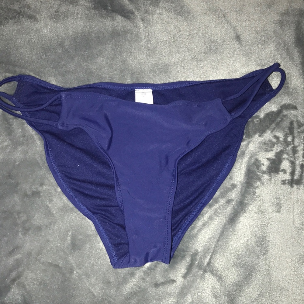 Bikini bottoms !!